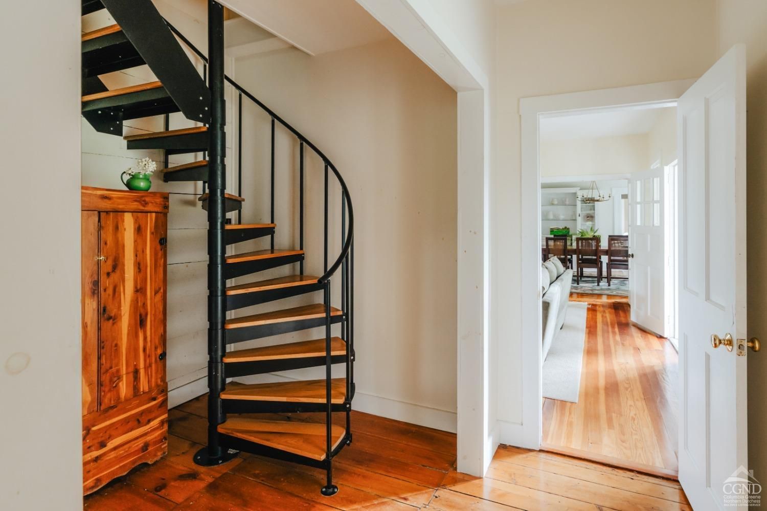 Spiral staircase